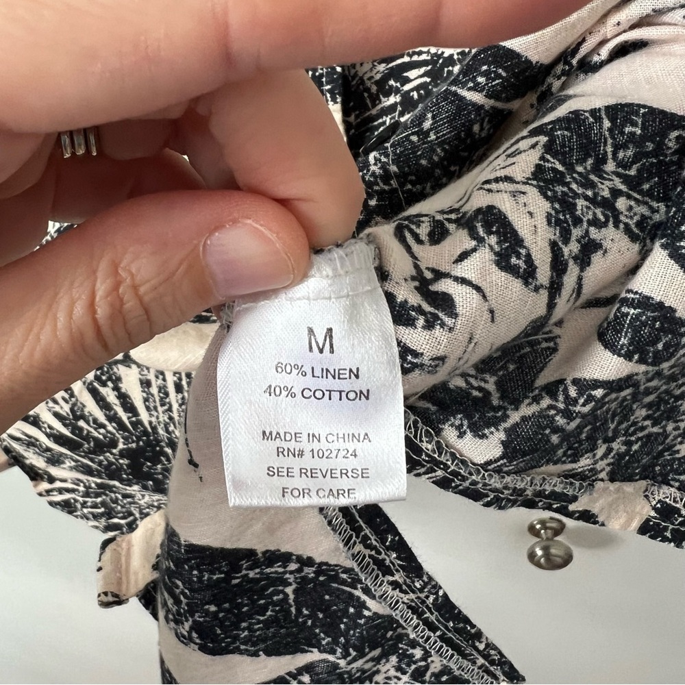 Harvé Benard Linen Blend Floral Button-Up Blouse – Size M - Picture 3 of 5